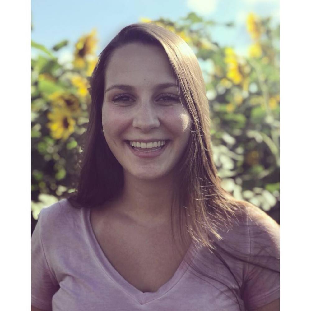 Meet your Posher, Carissa